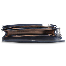 The Monte Liten Axelvska / Clutch i Navy Kalvskinn - 0,75 L