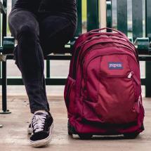 JanSport Driver 8 Russet Red Trolley / Ryggsck - 2 kg - 50 x 35,5 x 19,5 cm - 36 L - RECYCLED